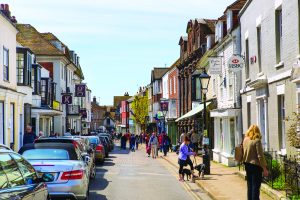 PWRETAIL_210918_high street parking_shutterstock_502962307_cred IR Stone