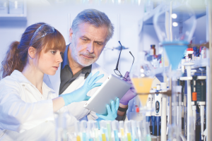 Life scientists in lab