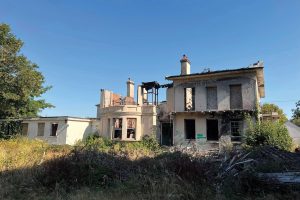 Lot 100 - Anglesey Lodge at Anglesey Road