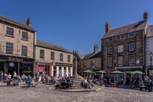 Town_credit_shutterstock_Gabriel Murad_2323251969