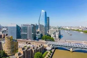 Blackfriars_credit_shutterstock_Felix-Mizioznikov_2182049049-scaled-e1745408300673-300x200.webp