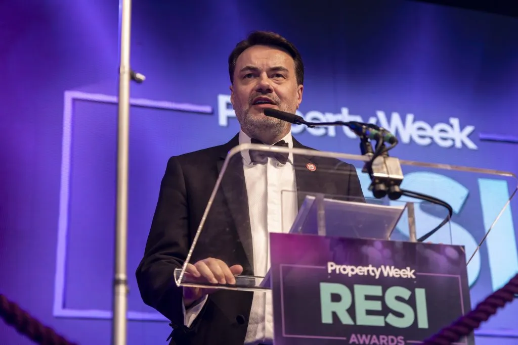 Lem Bingley introducing the RESI Awards 2025 - pic: Naomi Gabrielle Photography