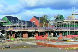 New-homes-building-site-shutterstock_2138871397-1000-Words-300x200.webp