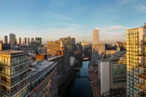 Manchester-skyline-shutterstock-River-Irwell-_2600896673-Bardhok-Ndoji-300x200.webp