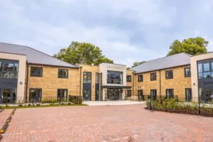 Barchester-Highfield-Care-Home-0120Building20Frontage-300x200.webp