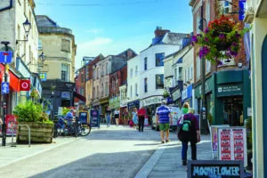 Stroud-high-street-shutterstock_2359250191-John-Corry-300x200.webp