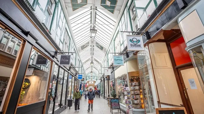 Retail assets help Acuitus raise £18.79m at March auction