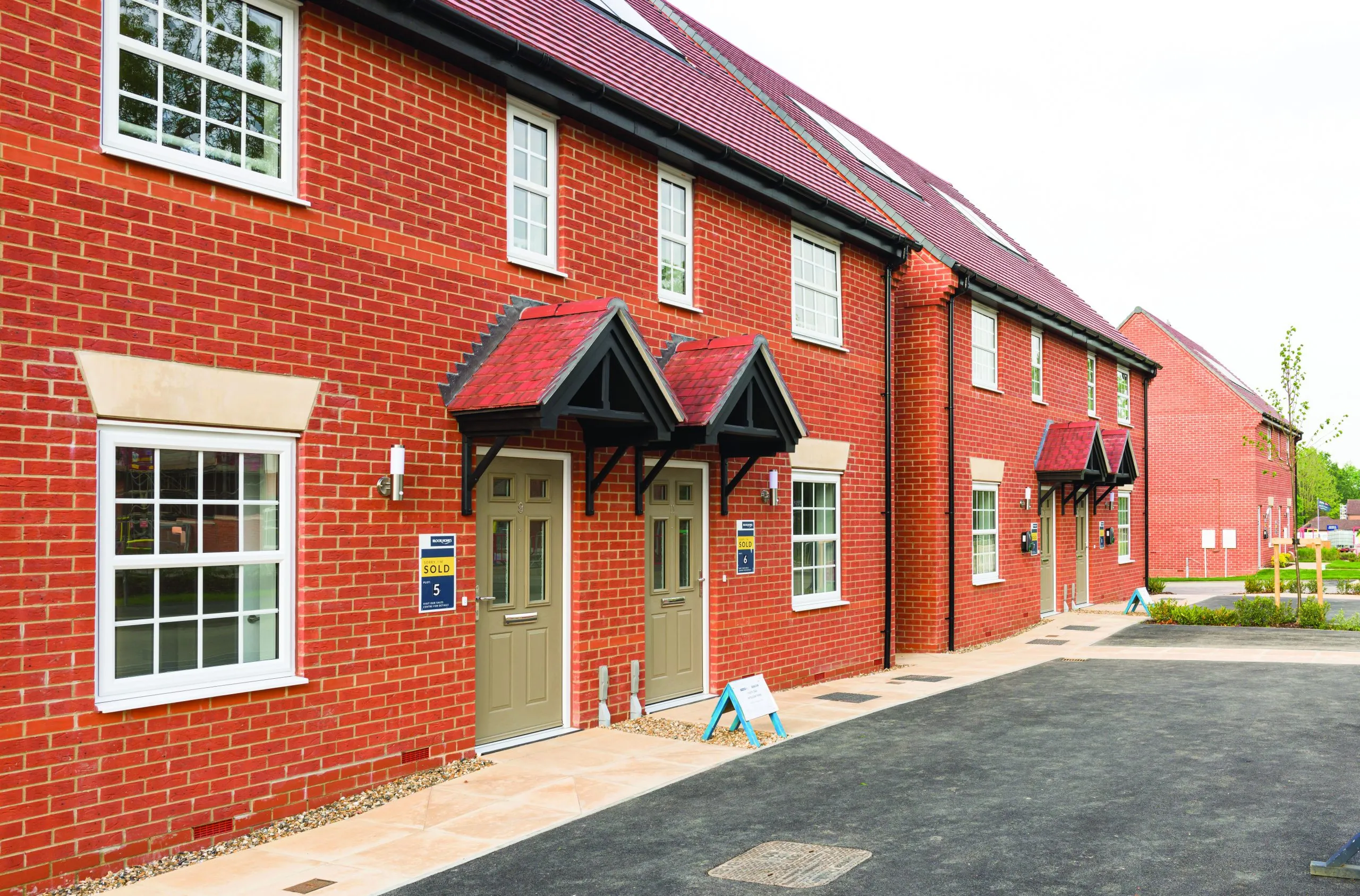 Buckinghamshire, UK - May 18, 2024. New build homes for sale on a new housing development, UK