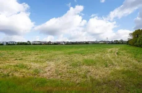 Land on the west side of Hatch Lane, West Drayton, UB7 0LB