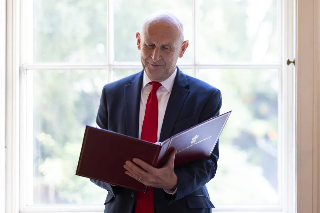 Chancellor pledges fiscal devolution roadmap in growth speech
